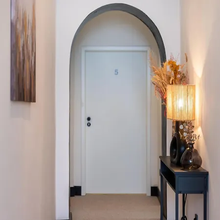 Apartment In Near Deutsches Eck